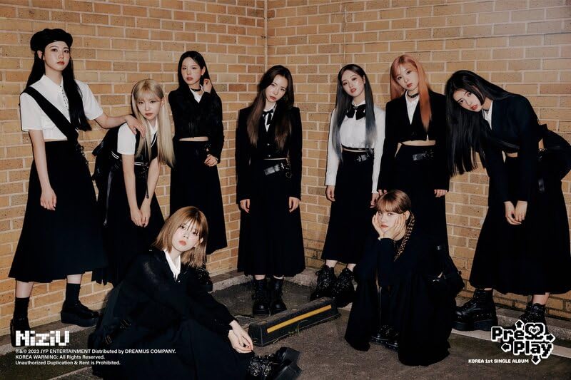 Amazon.com: NiziU Press Play 1st Single Album Random Version CD+